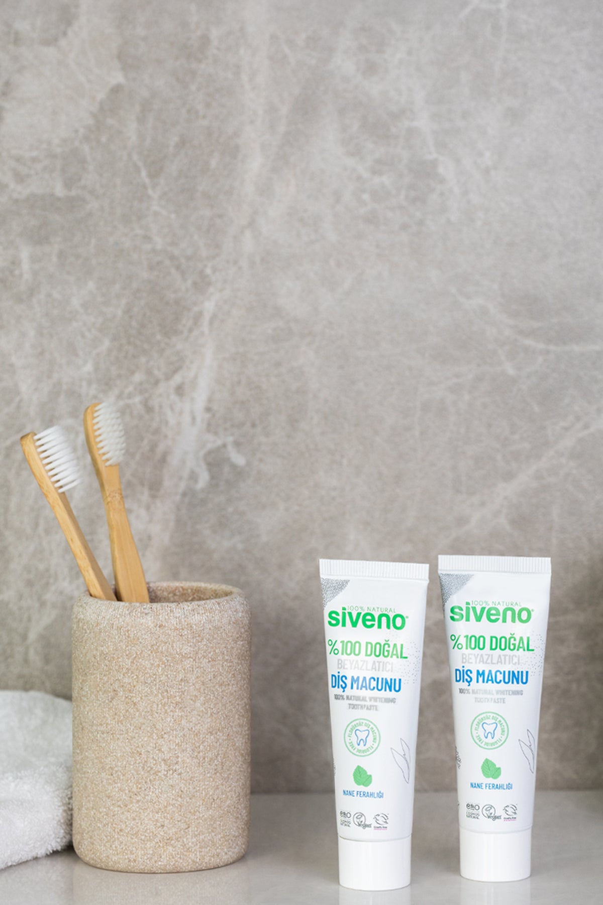 Siveno Natural Whitening Toothpaste 65g (2.3 oz)