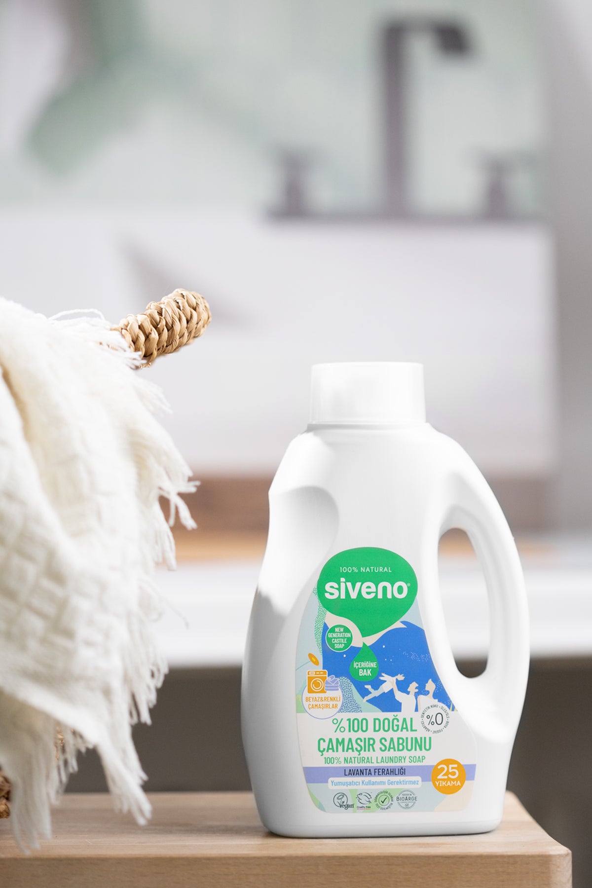 Siveno Natural Laundry Soap 750ml (25.36 fl oz)