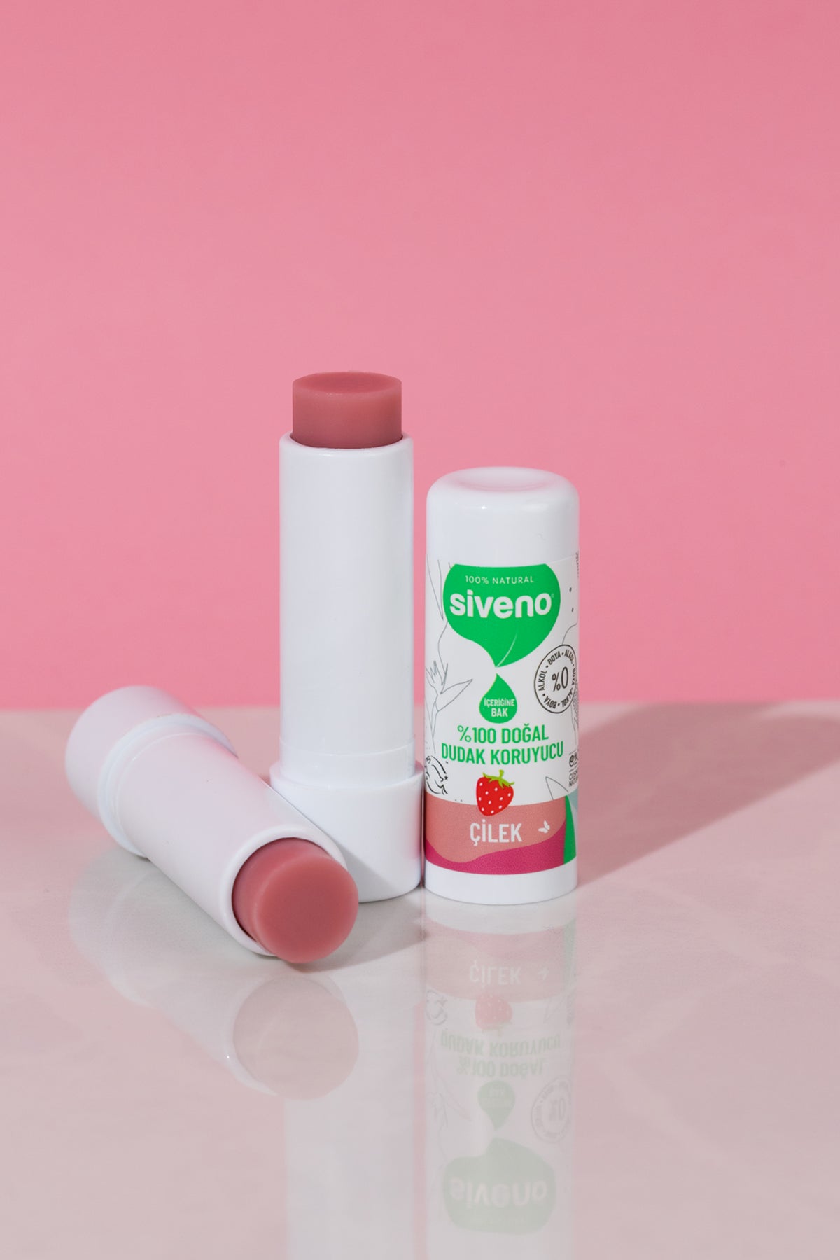 Siveno Natural Lip Balm - Strawberry 6g (0.21 oz)